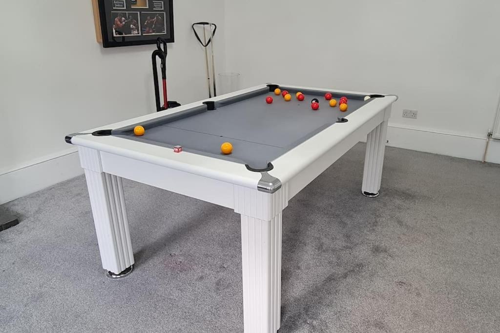 Large 4 Bed Apartment Edinburgh Luaran gambar